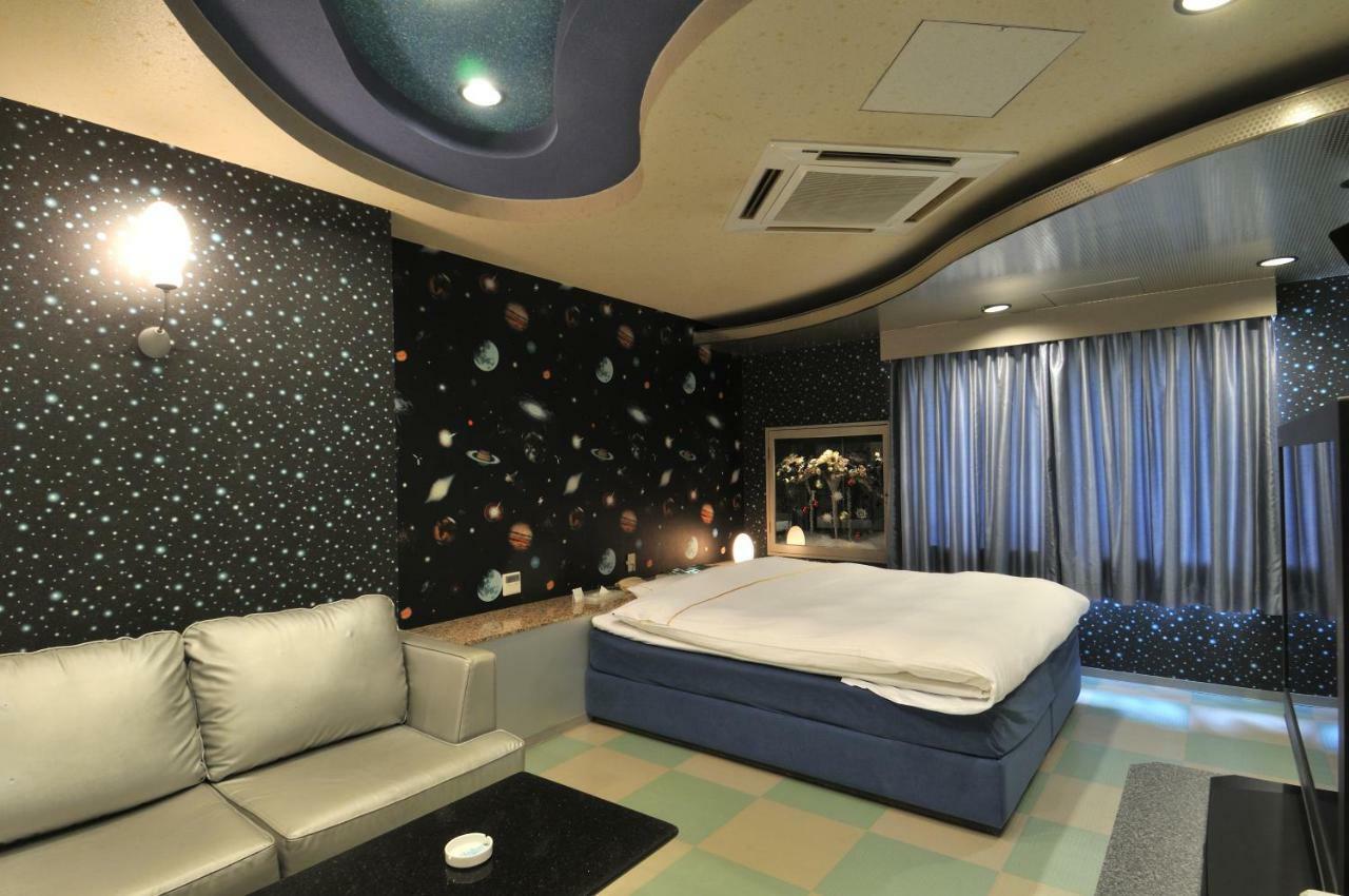Hotel Venus Kanie (Adults Only) Buitenkant foto